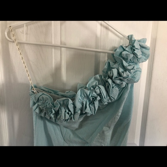 Lilly Pulitzer and white shoulder dress - Picture 3 of 4